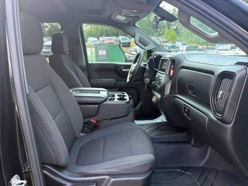Used 2021 Chevrolet Silverado 1500 Custom Trail Boss AWD/4WD image 27