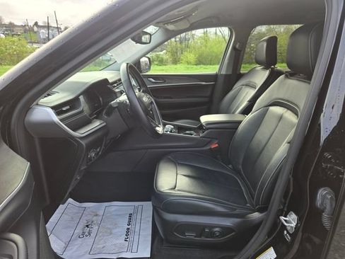 Used 2021 Jeep Grand Cherokee L Limited AWD/4WD image 9