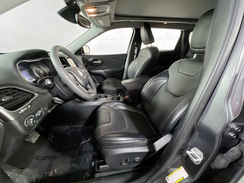 Used 2022 Jeep Cherokee Limited AWD/4WD image 20