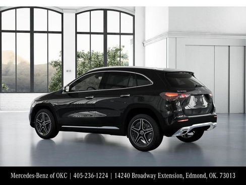 New 2026 Mercedes-Benz GLA 250 4MATIC image 30