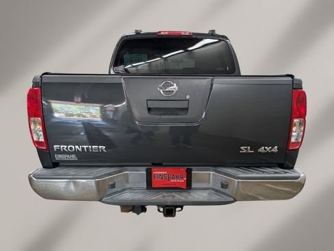 Used 2012 Nissan Frontier SL w/ Moonroof Pkg AWD/4WD image 21