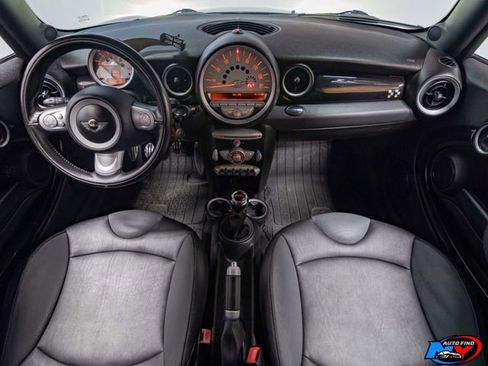 Used 2009 MINI Cooper John Cooper Works image 2
