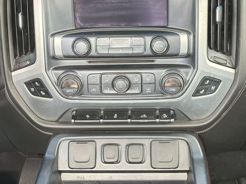 Used 2017 GMC Sierra 1500 SLT w/ SLT Premium Package AWD/4WD image 17