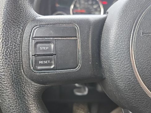 Used 2015 Jeep Wrangler Sport AWD/4WD image 14