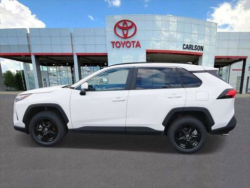 Certified 2025 Toyota RAV4 XLE AWD/4WD image 7