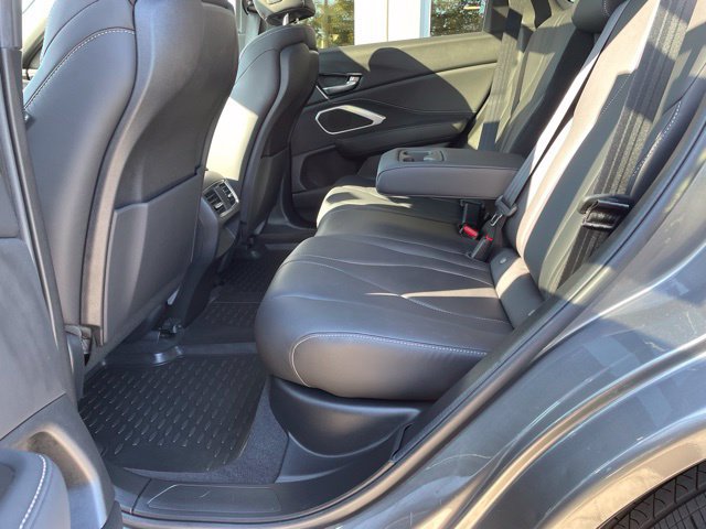 Used 2025 Acura RDX SH-AWD image 16