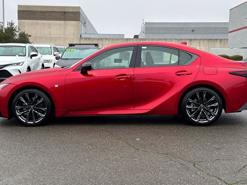 Certified 2025 Lexus IS 350 F Sport image 9