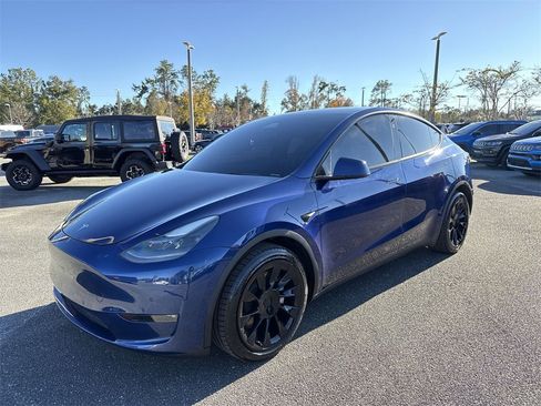 Used 2023 Tesla Model Y Long Range image 6