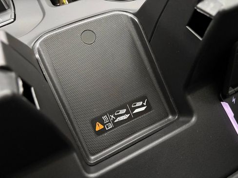 New 2025 GMC Sierra 1500 AT4 w/ AT4 Premium Package image 36