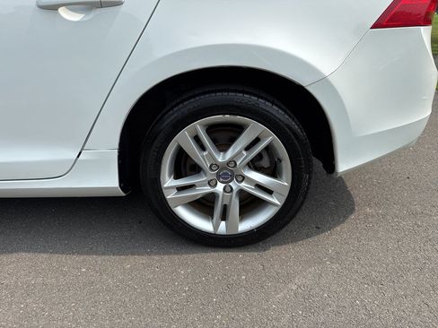 Used 2015 Volvo S60 T5 Premier AWD/4WD image 36