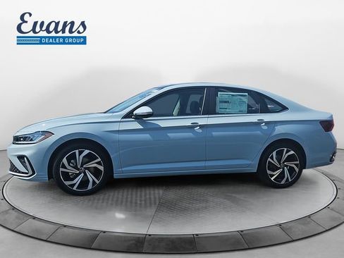 New 2025 Volkswagen Jetta SEL FWD image 2