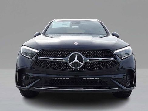 Used 2026 Mercedes-Benz GLC 300 4MATIC image 2