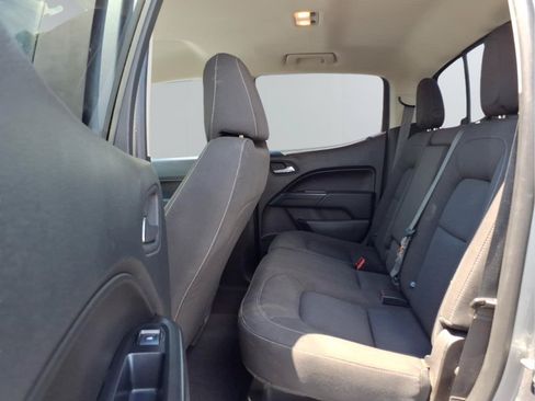 Used 2021 Chevrolet Colorado LT w/ Safety Package RWD image 12