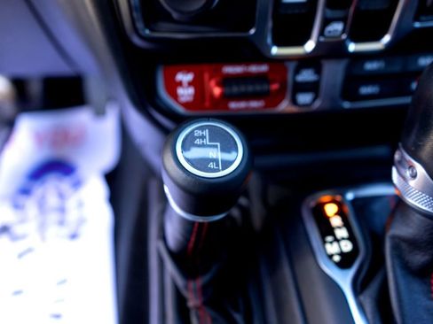 Used 2022 Jeep Gladiator Rubicon w/ Trailer Tow Package image 18