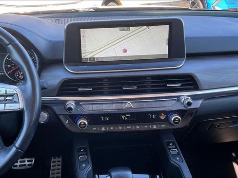 Used 2022 Kia Telluride SX w/ SX Prestige Package image 8