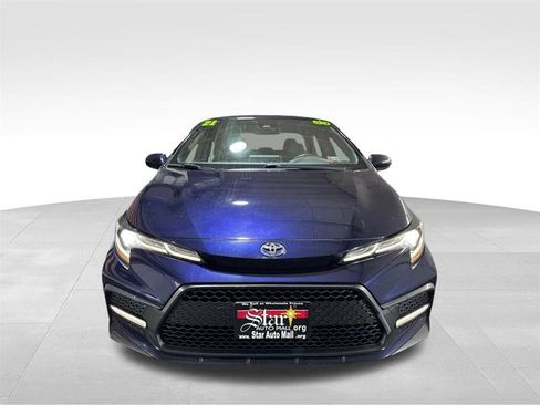 Used 2021 Toyota Corolla SE image 2