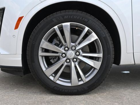 New 2025 Cadillac XT6 Premium Luxury w/ Technology Package image 31