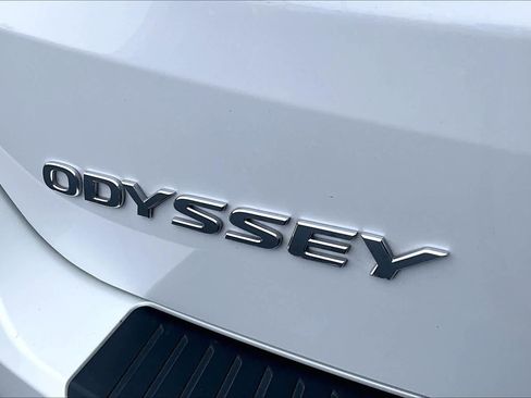 Used 2025 Honda Odyssey EX-L image 9