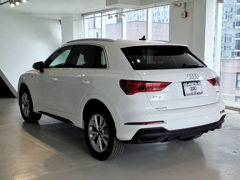Used 2023 Audi Q3 2.0T Premium w/ Convenience Package AWD/4WD image 6