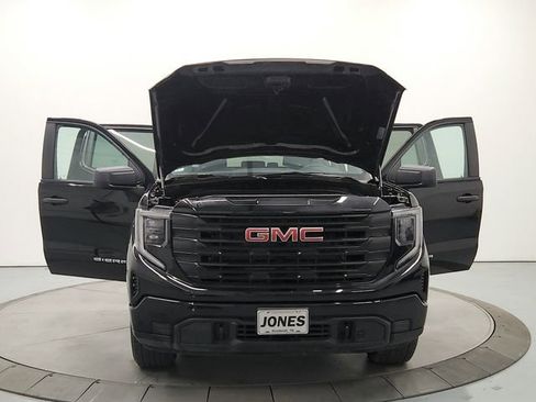 Used 2023 GMC Sierra 1500 Pro w/ Graphite Edition AWD/4WD image 10