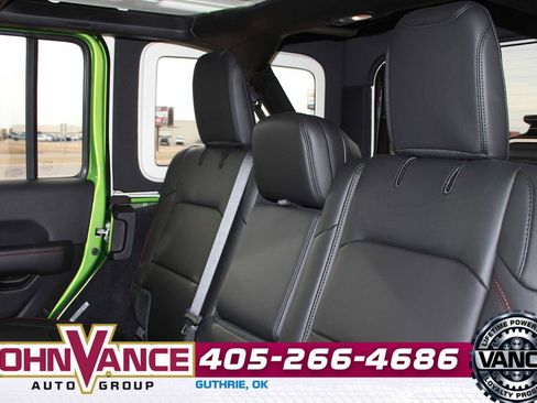 Used 2025 Jeep Wrangler Unlimited Rubicon w/ Safety Group image 24