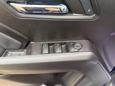 Used 2024 Chevrolet Colorado LT w/ LT Convenience Package RWD image 23