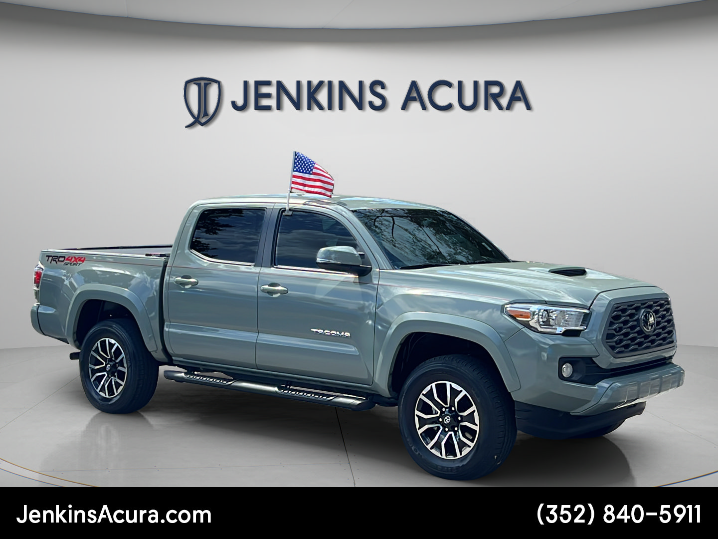 Used 2023 Toyota Tacoma TRD Sport AWD/4WD image 1