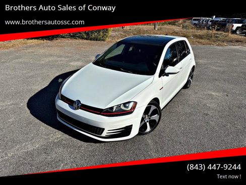 Used 2017 Volkswagen GTI SE image 1