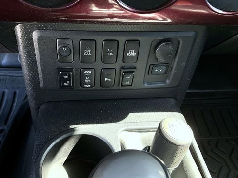 Used 2007 Toyota FJ Cruiser 4WD image 15
