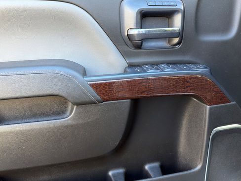 Used 2019 GMC Sierra 2500 SLT image 11