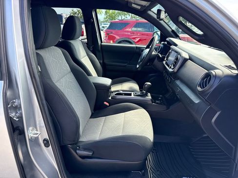 Used 2023 Toyota Tacoma TRD Sport image 23