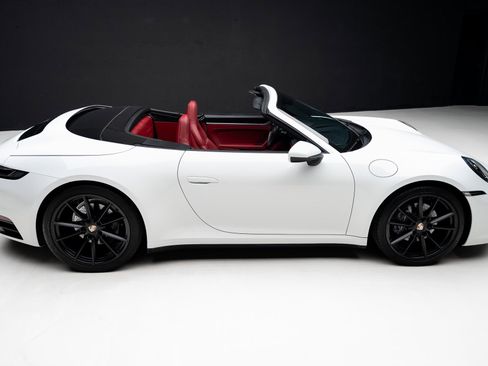 Used 2020 Porsche 911 Carrera image 35