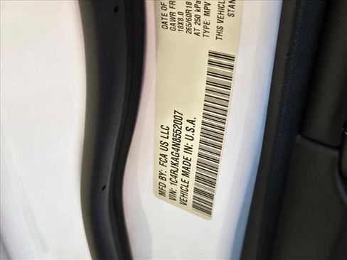 Used 2022 Jeep Grand Cherokee L Laredo w/ Luxury Tech Group I image 20