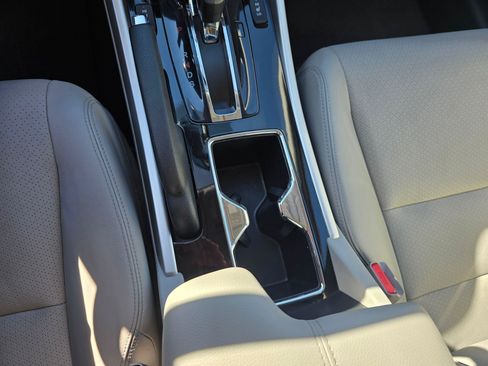 Used 2017 Honda Accord EX-L image 23