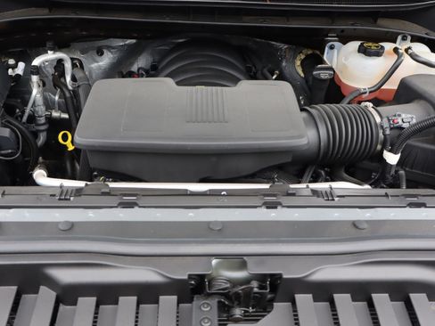 Used 2024 Chevrolet Silverado 1500 Custom Trail Boss w/ LPO, Dark Essentials Package image 40