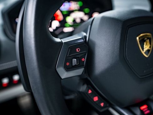 Used 2016 Lamborghini Huracan LP 610-4 image 29