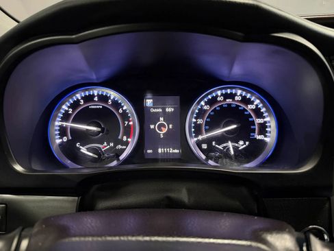 Used 2017 Toyota Highlander XLE FWD image 11
