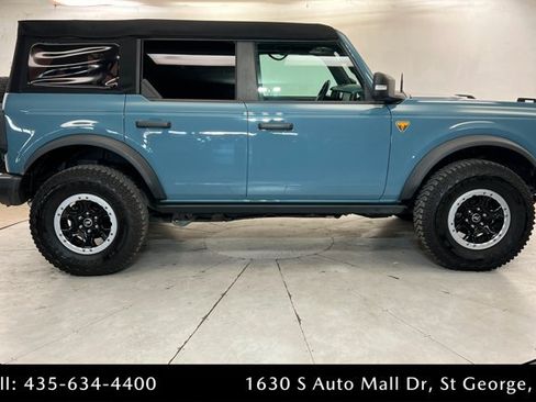 Used 2023 Ford Bronco Badlands w/ Sasquatch Package AWD/4WD image 6