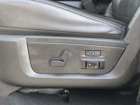 Used 2018 RAM 2500 Power Wagon w/ Leather & Luxury Group image 20