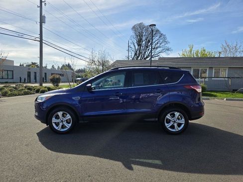 Used 2015 Ford Escape SE w/ Equipment Group 201A AWD/4WD image 8