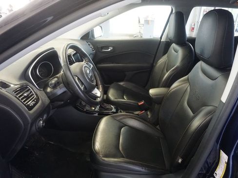 Used 2019 Jeep Compass Limited w/ Safety & Security Group AWD/4WD image 18