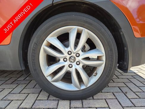 Used 2013 Hyundai Santa Fe Sport 2.0T w/ Technology Pkg FWD image 20