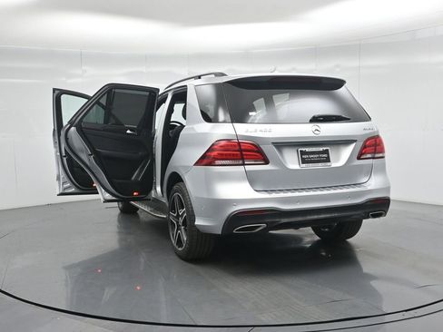 Used 2019 Mercedes-Benz GLE 400 4MATIC image 35