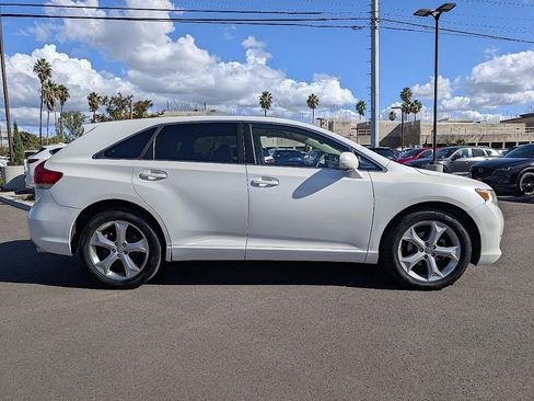 Used 2009 Toyota Venza image 7