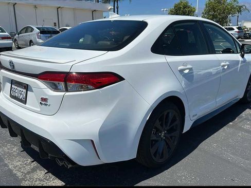 Used 2025 Toyota Corolla SE w/ Convenience Package AWD/4WD image 4