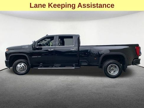 Used 2022 Chevrolet Silverado 3500 High Country w/ Technology Package image 6