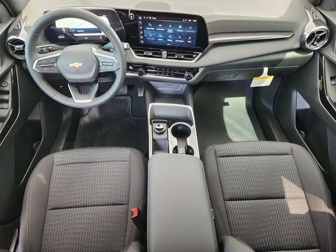 New 2027 Chevrolet Equinox LT FWD image 17