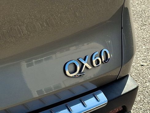 Used 2023 INFINITI QX60 Luxe FWD image 30