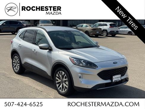Used 2020 Ford Escape Titanium AWD/4WD image 1