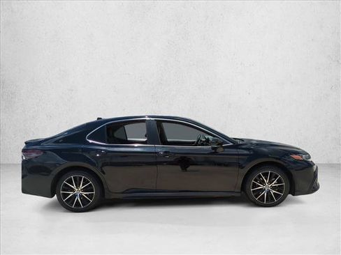 Certified 2024 Toyota Camry SE FWD image 4